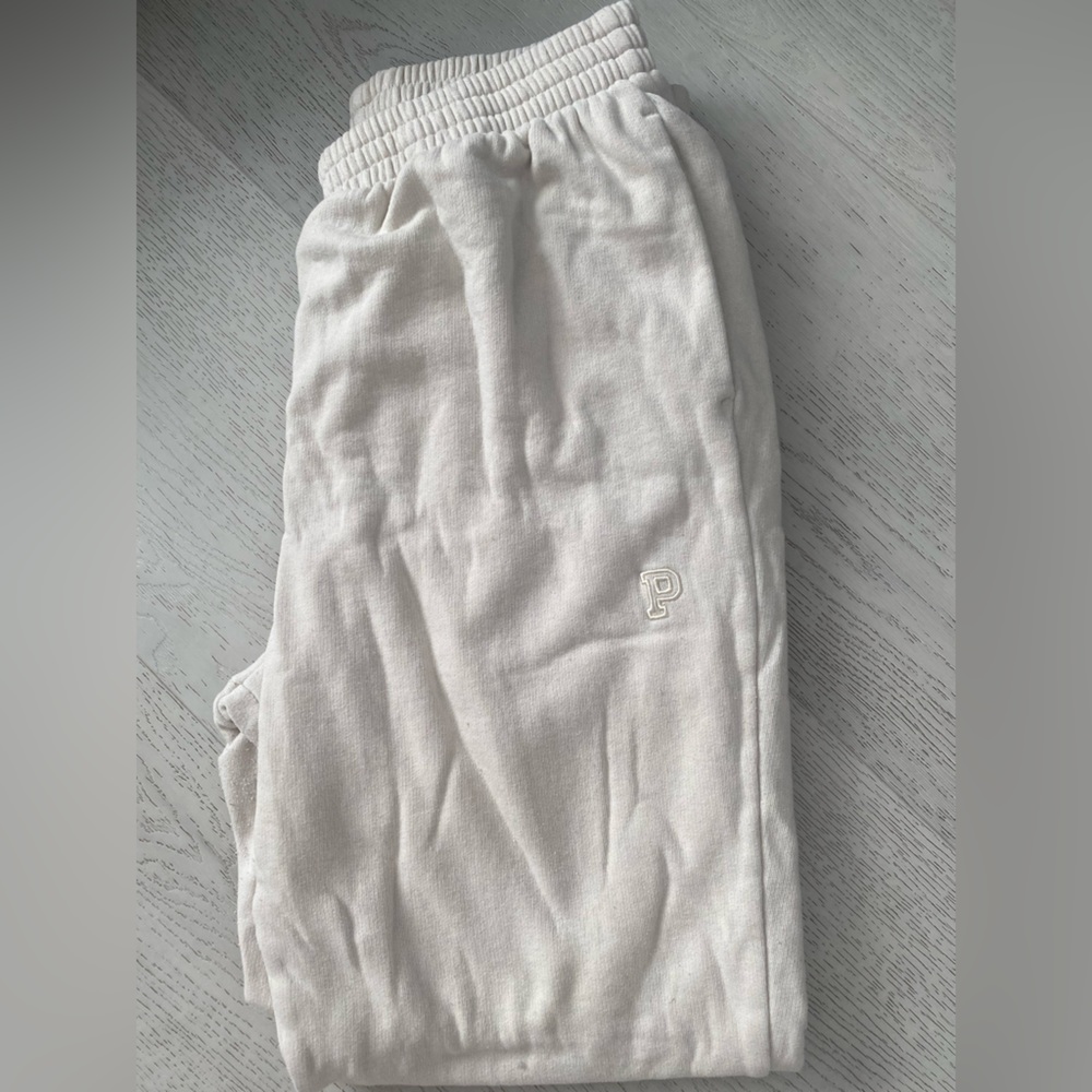 PINK - light beige sweatpants size medium.